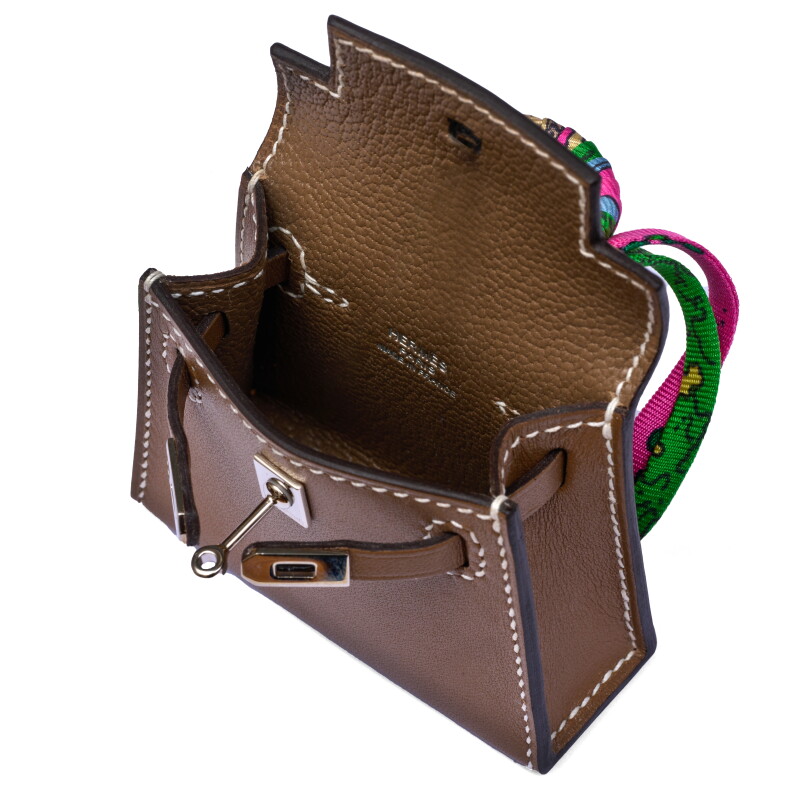 Cover image 0