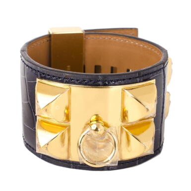 View full screen - View 1 of Lot 8. Hermès Bleu Roi Collier de Chien (CDC) Bracelet of Mississippiensis Shiny Alligator with Gold Hardware Size Small.