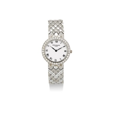 View full screen - View 1 of Lot 8194. PATEK PHILIPPE | REFERENCE 4820 A WHITE GOLD AND DIAMOND-SET BRACELET WATCH, MADE IN 1993.