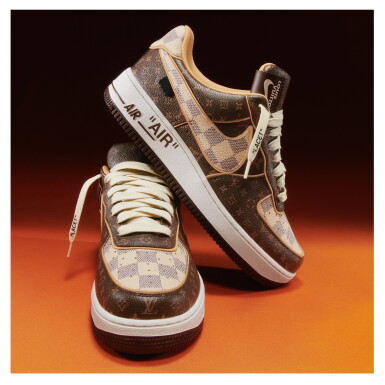Size 9 | Nike x Louis Vuitton “Air Force 1” & Pilot Case | The 