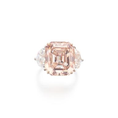 View full screen - View 1 of Lot 645. Attractive Fancy Orangy Pink diamond ring.