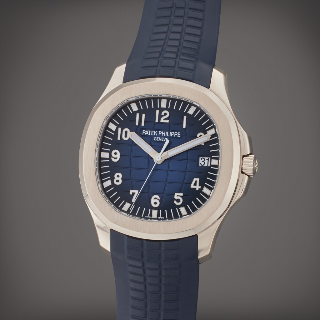 全萤幕检视 - 查看31Reference 5168G-001 Aquanaut | A white gold automatic wristwatch with date, Circa 2018的1