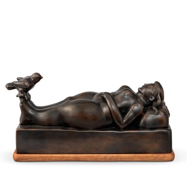 View full screen - View 1 of Lot 215. Mujer con pájaro.