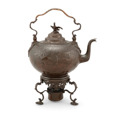 View full screen - View 1 of Lot 334. A Russian copper kettle, Demidoff manufacture, circa 1770 | Bouilloire en cuivre par la manufacture Demidoff, Russie, vers 1770.