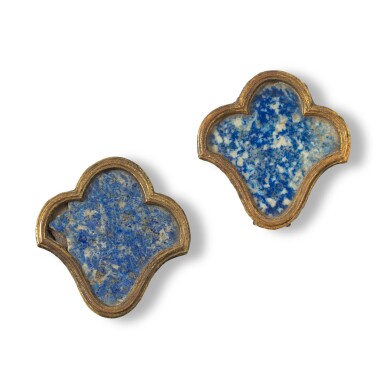 View full screen - View 1 of Lot 227. Italian, 15th/16th century, A pair lapis lazuli ornements from the arms of a crucifix | Italie, XVe/XVIe siècle, Paire d'ornements en lapis-lazuli provenant des branches d'un crucifix.