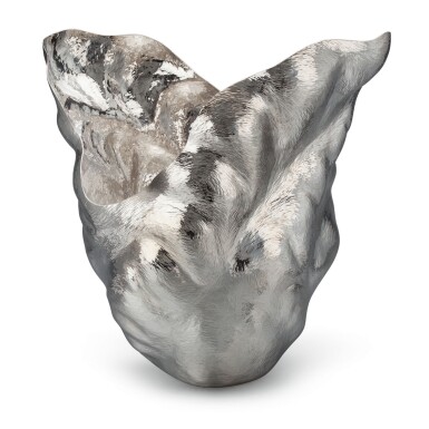 View full screen - View 1 of Lot 907. "SPIRITED FLIGHT": A CONTEMPORARY ENGLISH SILVER CENTERPIECE WINE COOLER AND VASE, NDIDI EKUBIA, LONDON, 2010.