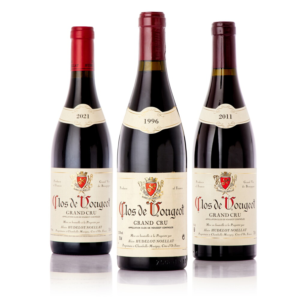 View full screen - View 1 of Lot 6637. Clos de Vougeot 2021 Domaine Hudelot-Noëllat (3 BT).