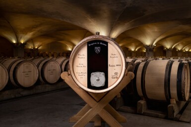 View full screen - View 1 of Lot 115. Pièce des Présidents – Corton Renardes Grand Cru (1 PCE).