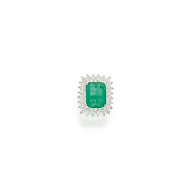 View full screen - View 1 of Lot 87. EMERALD AND DIAMOND RING.