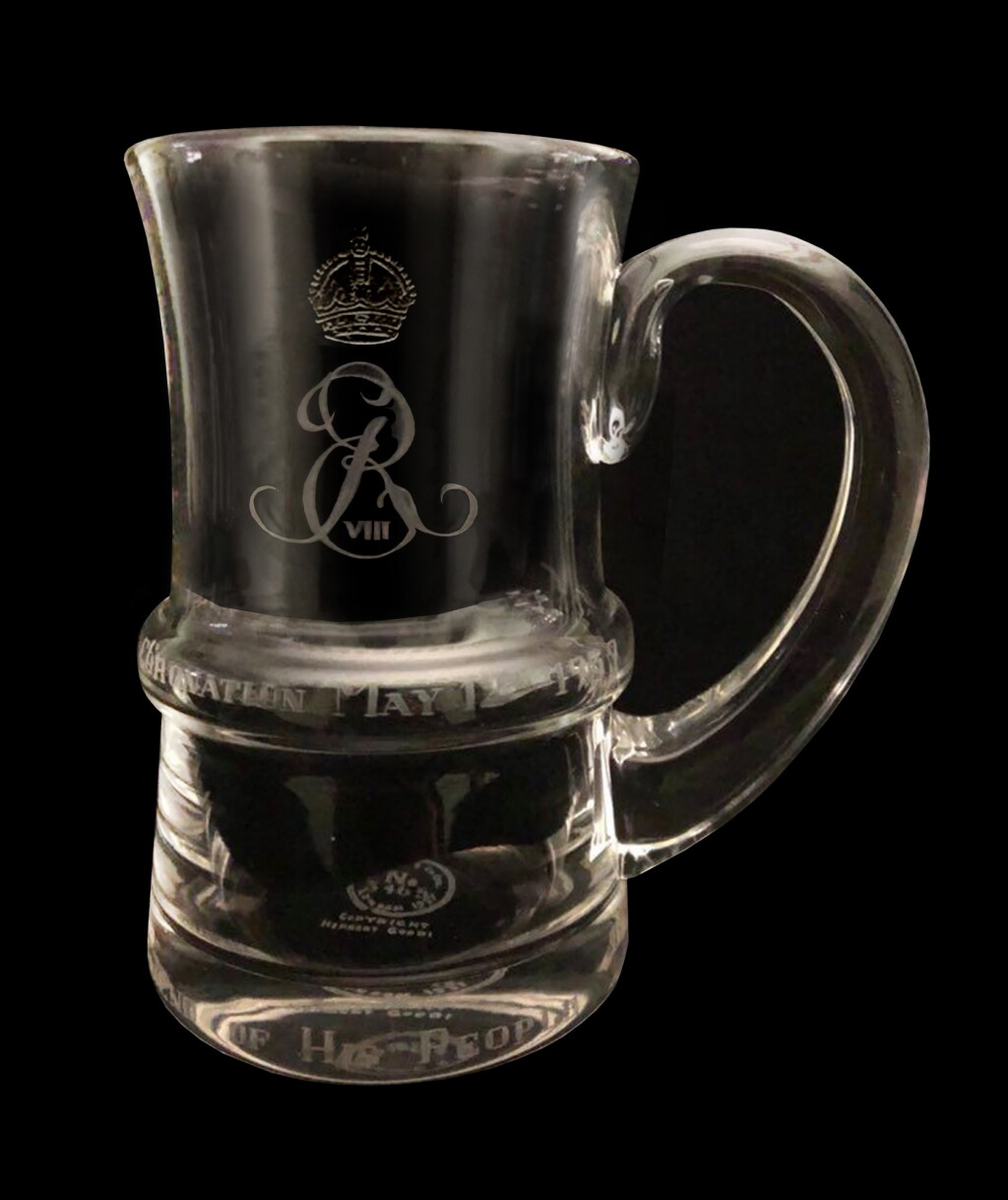 全萤幕检视 - 查看8An engraved glass tankard celebrating the Coronation of Edward VIII, 1937的1