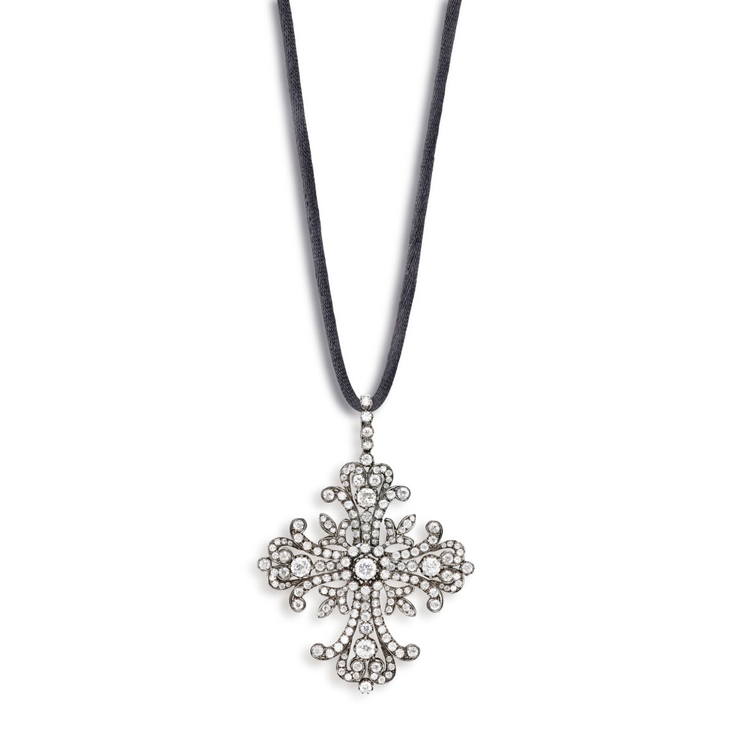 View full screen - View 1 of Lot 1983. Diamond Pendent Necklace | 鑽石 吊墜項鍊.