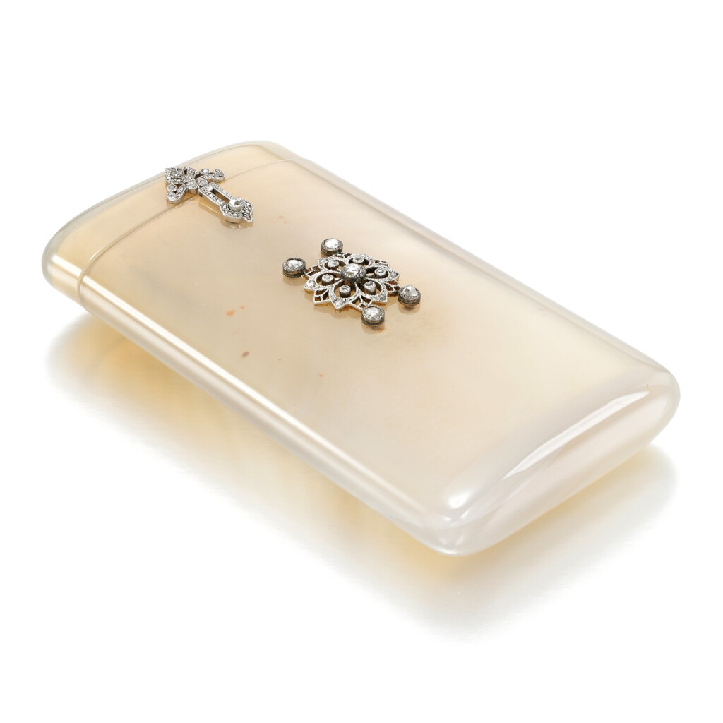 View full screen - View 1 of Lot 117. Chalcedony and diamond cigarette case, circa 1910.