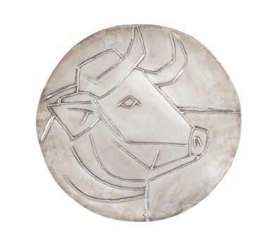 View full screen - View 1 of Lot 743. Tête de taureau.