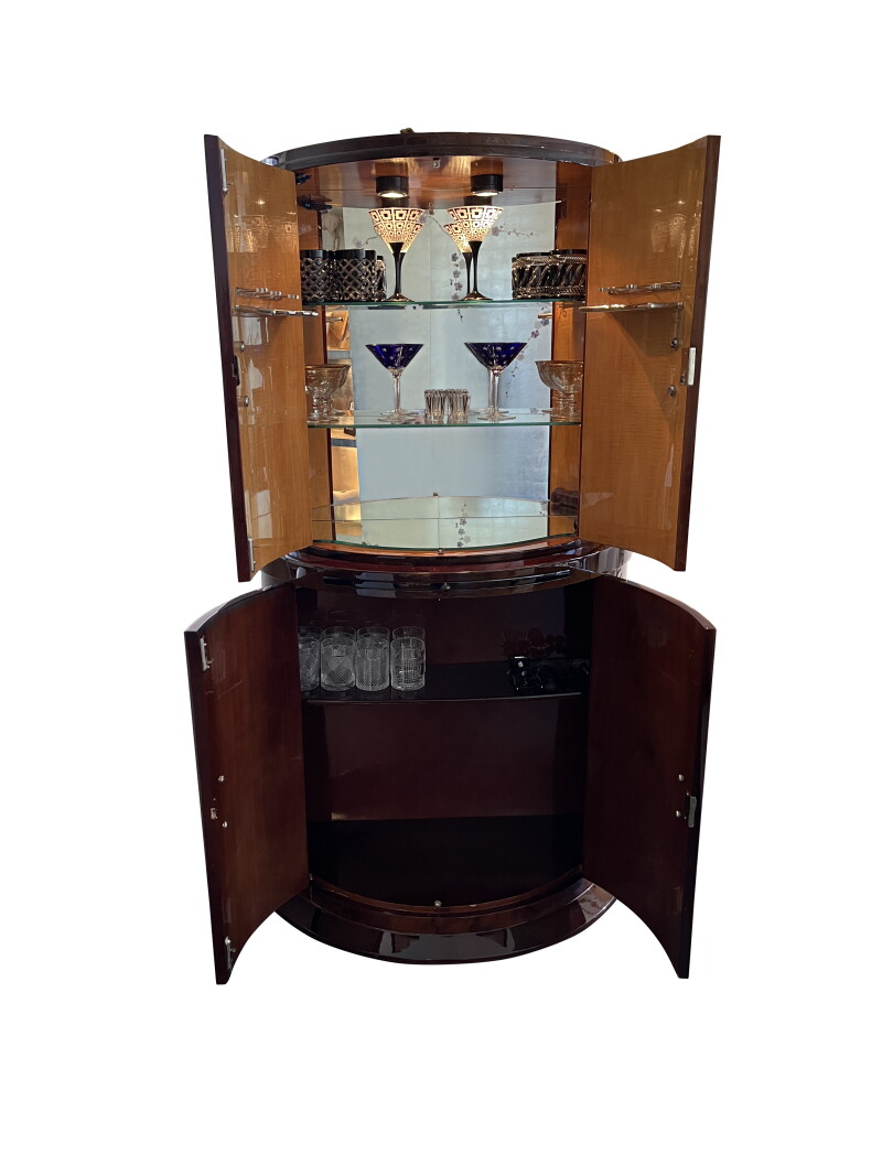 Cover image 0