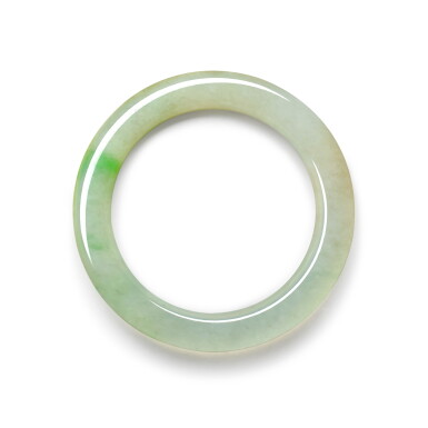 View full screen - View 1 of Lot 2020. Jadeite Bangle | 天然翡翠 手鐲.