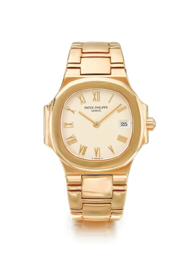 View full screen - View 1 of Lot 133. PATEK PHILIPPE | REF 4700 NAUTILUS, A YELLOW GOLD BRACELET WATCH WITH DATE MADE IN 1993.