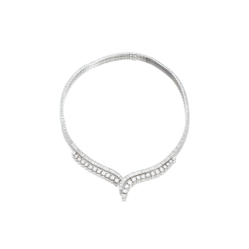 View full screen - View 1 of Lot 759. Diamond necklace.