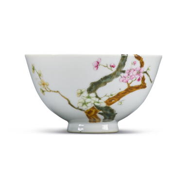 View full screen - View 1 of Lot 1089. An inscribed famille-rose 'prunus' bowl, 20th century | 二十世紀 粉彩梅花詩文圖盌 《大清乾隆年製》仿款.