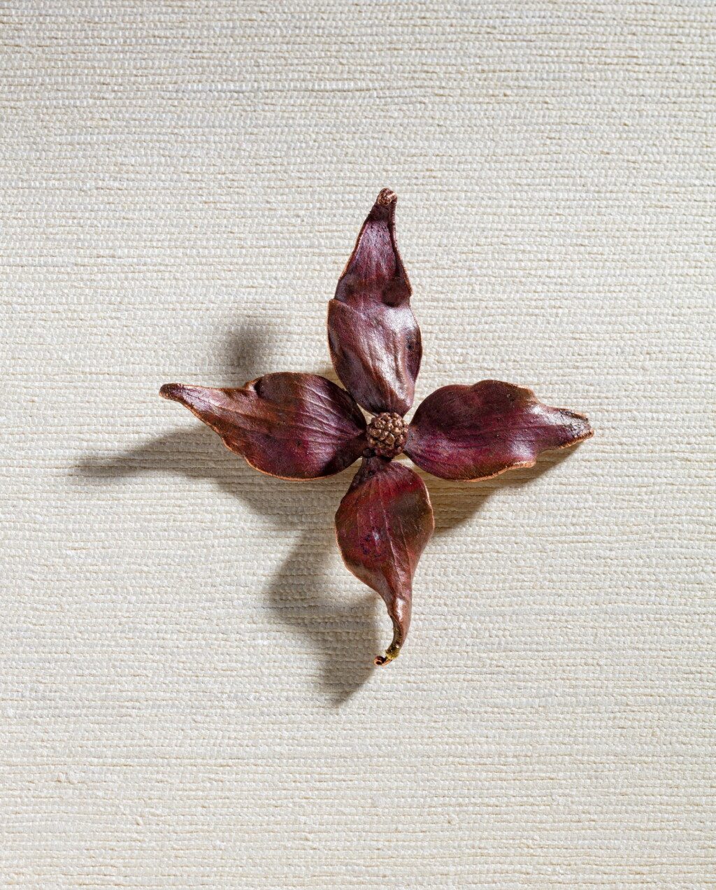 View full screen - View 1 of Lot 164. Broche Cornouiller, pièce unique.