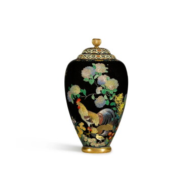 View full screen - View 1 of Lot 133. A CLOISONNE ENAMEL VASE SIGNED KYOTO NAMIKAWA (NAMIKAWA YASUYUKI, 1845-1927), MEIJI PERIOD, 19TH CENTURY.