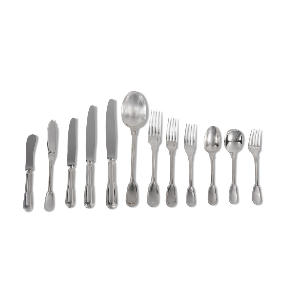 全螢幕檢視 - 查看1828A French Silver Fiddle Thread Pattern Flatware Service, Christofle, Late 20th Century的1