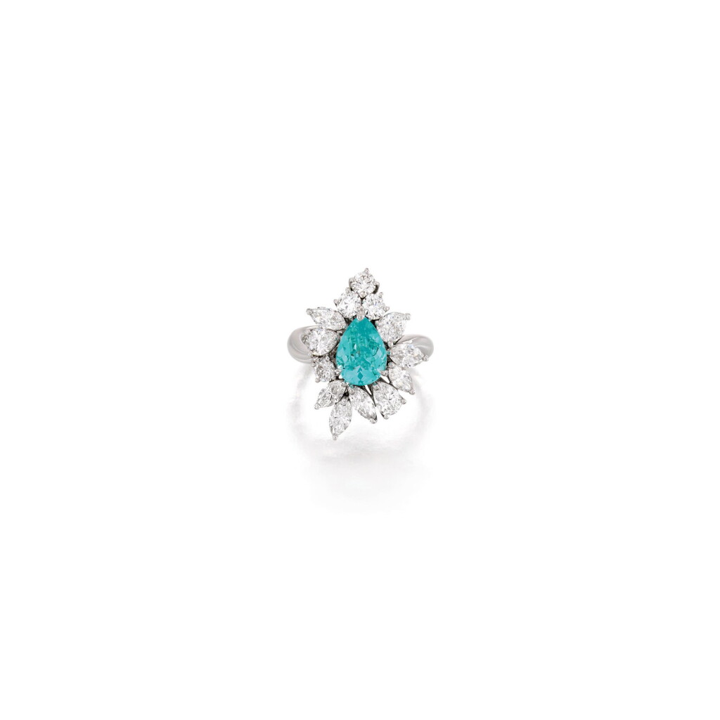 View full screen - View 1 of Lot 1748. PARAÍBA TOURMALINE AND DIAMOND RING 1.57卡拉 「巴西」帕拉依巴 配 鑽石 戒指.