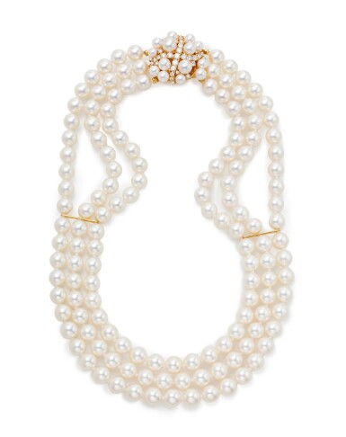View full screen - View 1 of Lot 1828. Cultured Pearl and Diamond Necklace | 養殖珍珠 配 鑽石 項鏈.