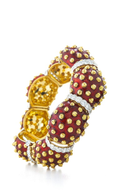 View full screen - View 1 of Lot 33. DAVID WEBB | GOLD, DIAMOND AND ENAMEL 'WOBBLE' BRACELET.