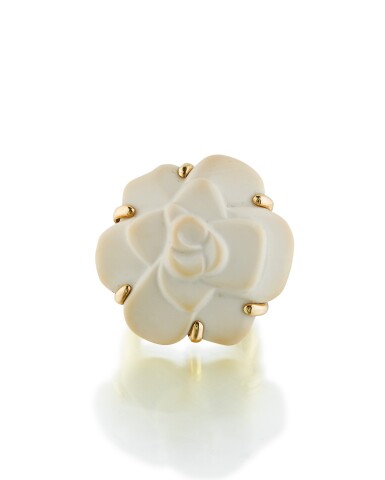 View full screen - View 1 of Lot 108. Chanel | Bague cacholong, "Camélia" | Cacholong ring, 'Camélia'.