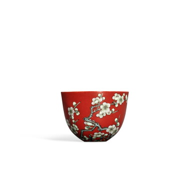 View full screen - View 1 of Lot 3379. A coral-red-ground famille-rose 'prunus' cup, Seal mark and period of Jiaqing | 清嘉慶 粉彩珊瑚紅地梅紋小盃 《大清嘉慶年製》款.