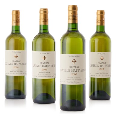 View full screen - View 1 of Lot 9420. Château Laville Haut Brion Blanc 2005 (12 BT).