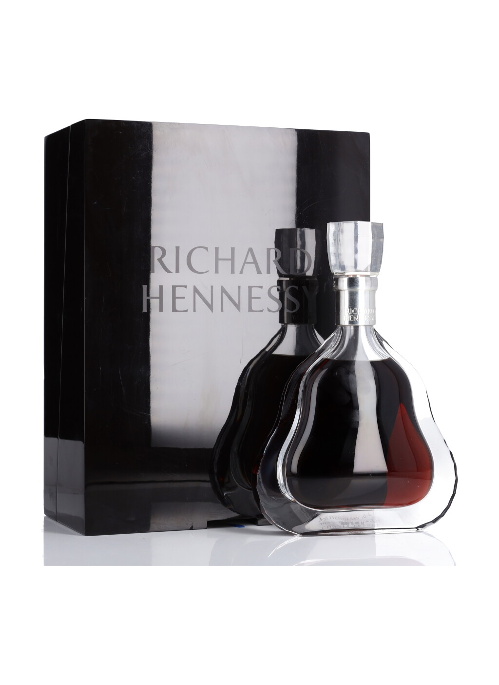 View full screen - View 1 of Lot 359. Richard Hennessy Cognac 40.0 abv NV (1 Bottle 70cl).
