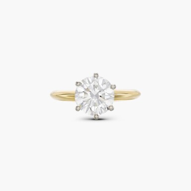 View full screen - View 1 of Lot 85. Diamond Ring .