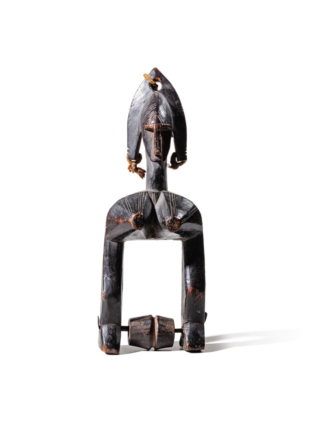 View full screen - View 1 of Lot 222. Poulie de métier à tisser, Bamana, Mali | Heddle pulley, Bamana, Mali.