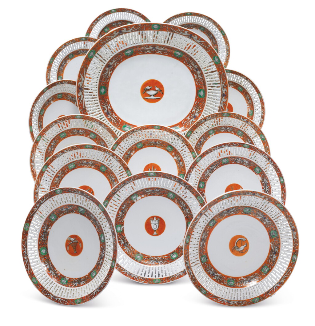 View full screen - View 1 of Lot 1924. A RARE CHINESE EXPORT PART DESSERT SERVICE, QING DYNASTY, JIAQING PERIOD, CIRCA 1810 | 清嘉慶 約1810年 粉彩鏤空西洋圖案瓷十五件.