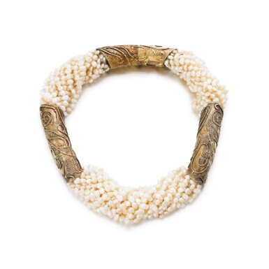 View full screen - View 1 of Lot 255. Seed pearl necklace | Collier perles semence.