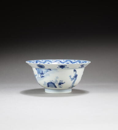 View full screen - View 1 of Lot 113. A blue and white 'klapmuts' bowl, Qing dynasty, Kangxi period | 清康熙 青花人物故事圖折沿盌.