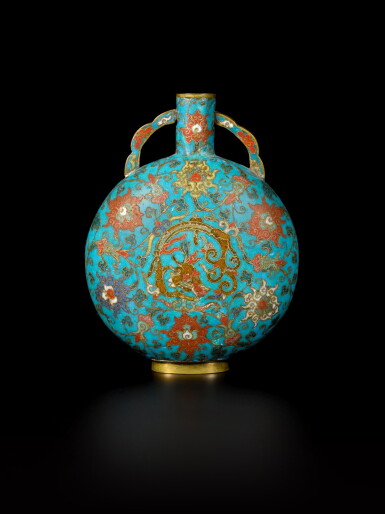 View full screen - View 1 of Lot 97. A cloisonné enamel 'dragon' moonflask, Ming dynasty, 16th / 17th century | 明十六 / 十七世紀 掐絲琺瑯纏枝蓮團龍紋抱月瓶.