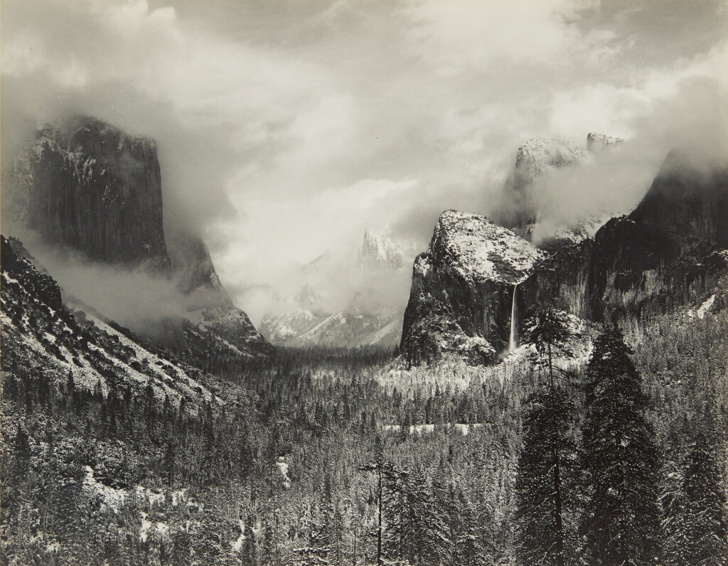 Voir en plein écran - Voir 1 du lot 3. Clearing Winter Storm, Yosemite National Park, California.