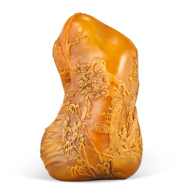 View full screen - View 1 of Lot 762. A LARGE TIANHUANG BOULDER 'NINE ELDERS' SEAL QING DYNASTY | 清 田黃隨形「香山九老圖」印 印文:養神之寶.