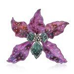 Gilin | Diamond and Pink Sapphire Brooch | Gilin | 鑽石 配 粉紅色剛玉 胸針