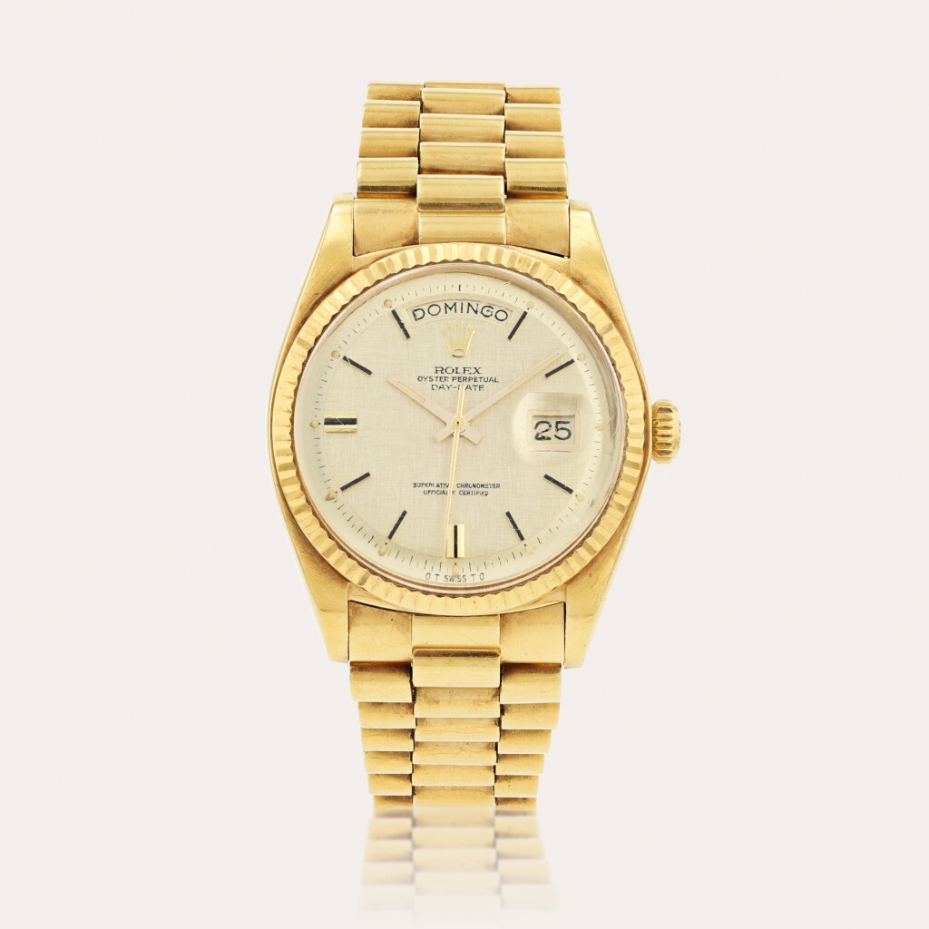 View full screen - View 1 of Lot 421. Day-Date 'linen pie pan sigma dial', reference 1803 Montre bracelet en or jaune avec jour et date | Yellow gold wristwatch with day, date and bracelet Vers 1974 | Circa 1974.