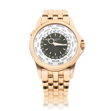 View full screen - View 1 of Lot 8007. Patek Philippe | Reference 5130, A pink gold world time wristwatch with bracelet, Circa 2016 | 百達翡麗 | 型號5130 粉紅金世界時間鏈帶腕錶,約2016年製.