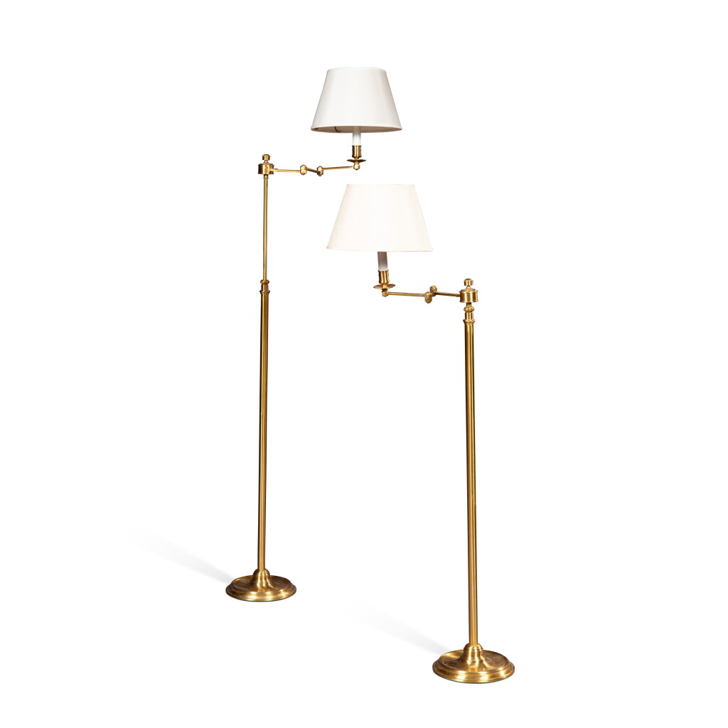 View full screen - View 1 of Lot 1015. A pair of gilt-metal sofa lamps, 20th century | Paire de liseuses en métal doré, XXe siècle.