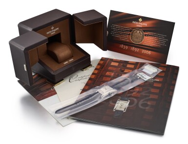 View full screen - View 1 of Lot 29. PATEK PHILIPPE | REFERENCE 5105, A SINGLE SEALED LIMITED EDITION PLATINUM WRISTWATCH WITH MOVEMENT FROM 1959, MADE TO COMMEMORATE THE OPENING OF PATEK PHILIPPE'S SALON IN GENEVA, CIRCA 2006.