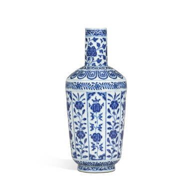 View full screen - View 1 of Lot 16. A blue and white 'floral' bottle vase, Seal mark and period of Qianlong | 清乾隆 青花花卉紋蒲槌瓶 《大清乾隆年製》款.