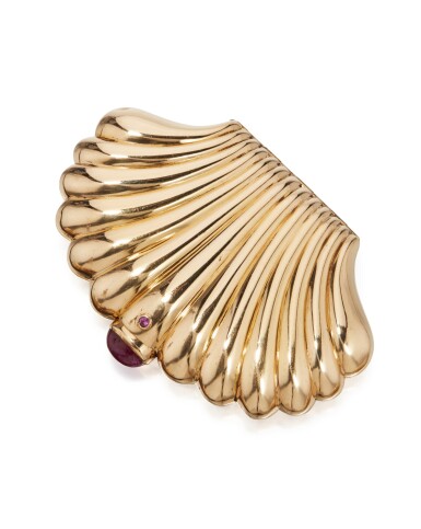 View full screen - View 1 of Lot 6. GOLD AND RUBY COMPACT, VAN CLEEF & ARPELS, FRANCE.