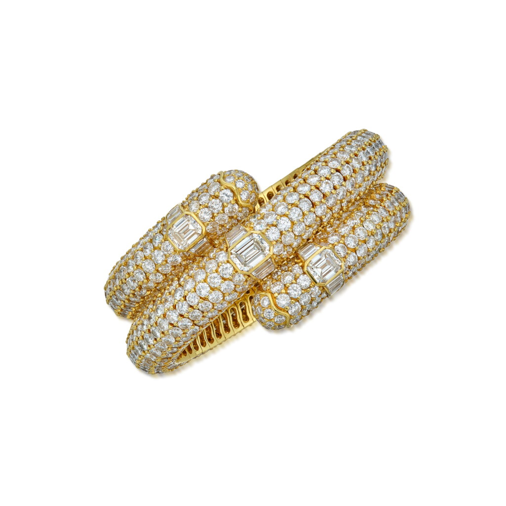 View full screen - View 1 of Lot 16. Gold and Diamond Bracelet.