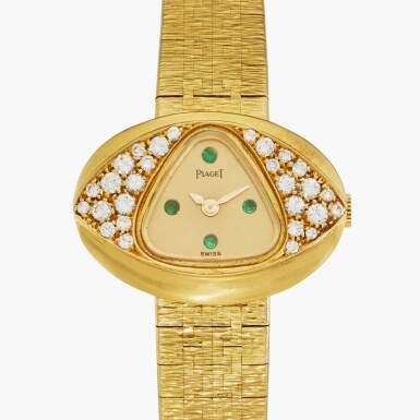 View full screen - View 1 of Lot 125. Reference 45012 A6 | A yellow gold oval wristwatch with bracelet, Circa 1978.