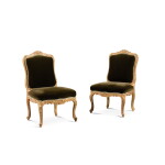 A pair of giltwood armchairs, Germany, mid 18th century | Paire de chaises en bois doré, Allemagne, milieu du XVIIIe siècle